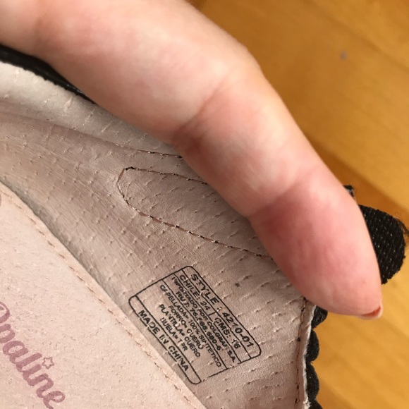 NWOT. Dress girl shoes black real leather - Picture 7 of 8